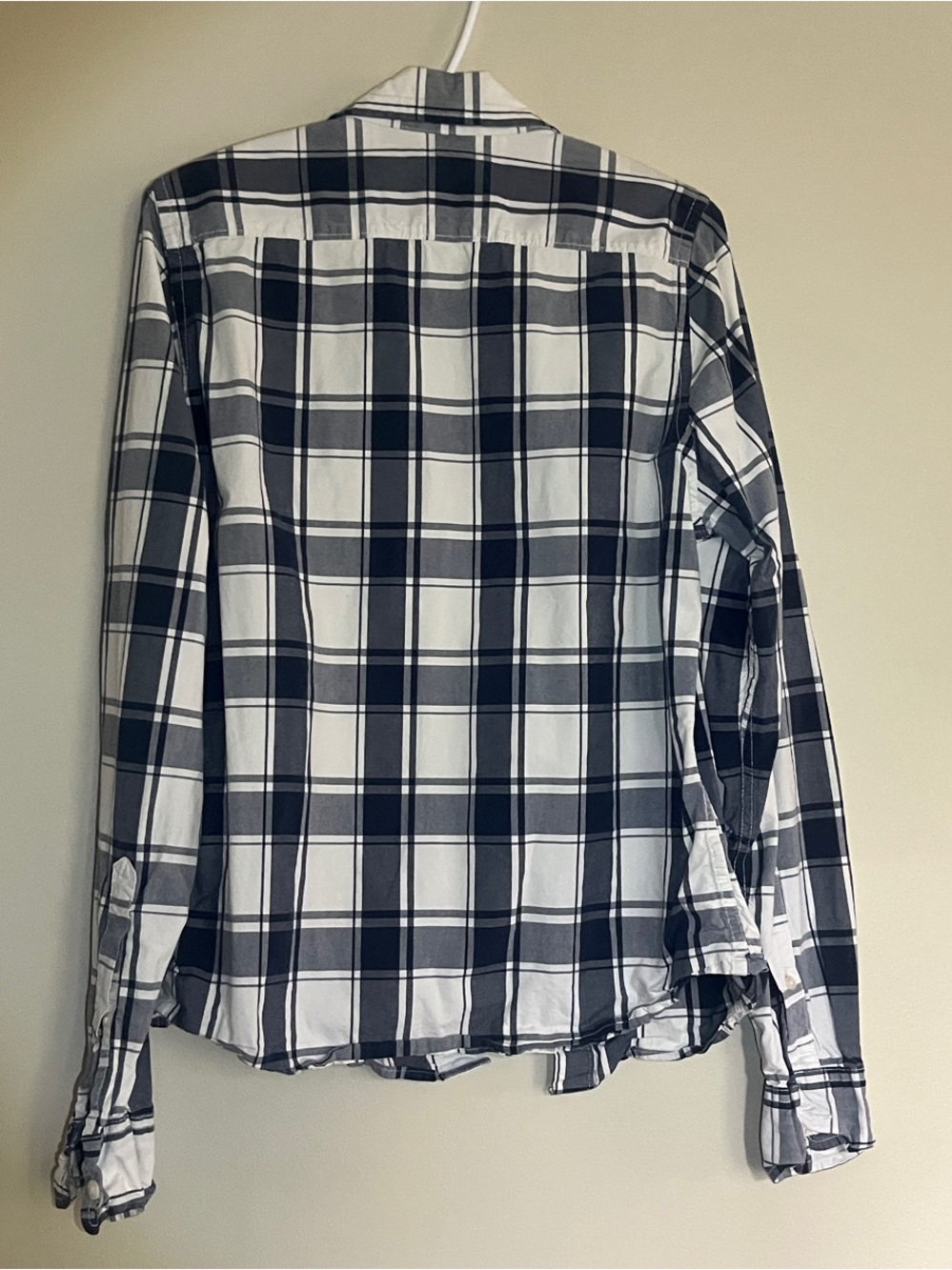 Hollister Black & White Plaid Flannel Shirt - Picture 3 of 3